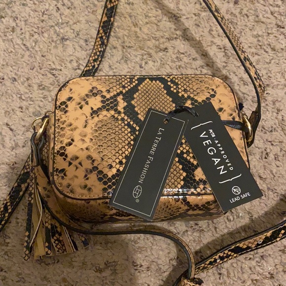 Handbags - Vegan cute crossbody